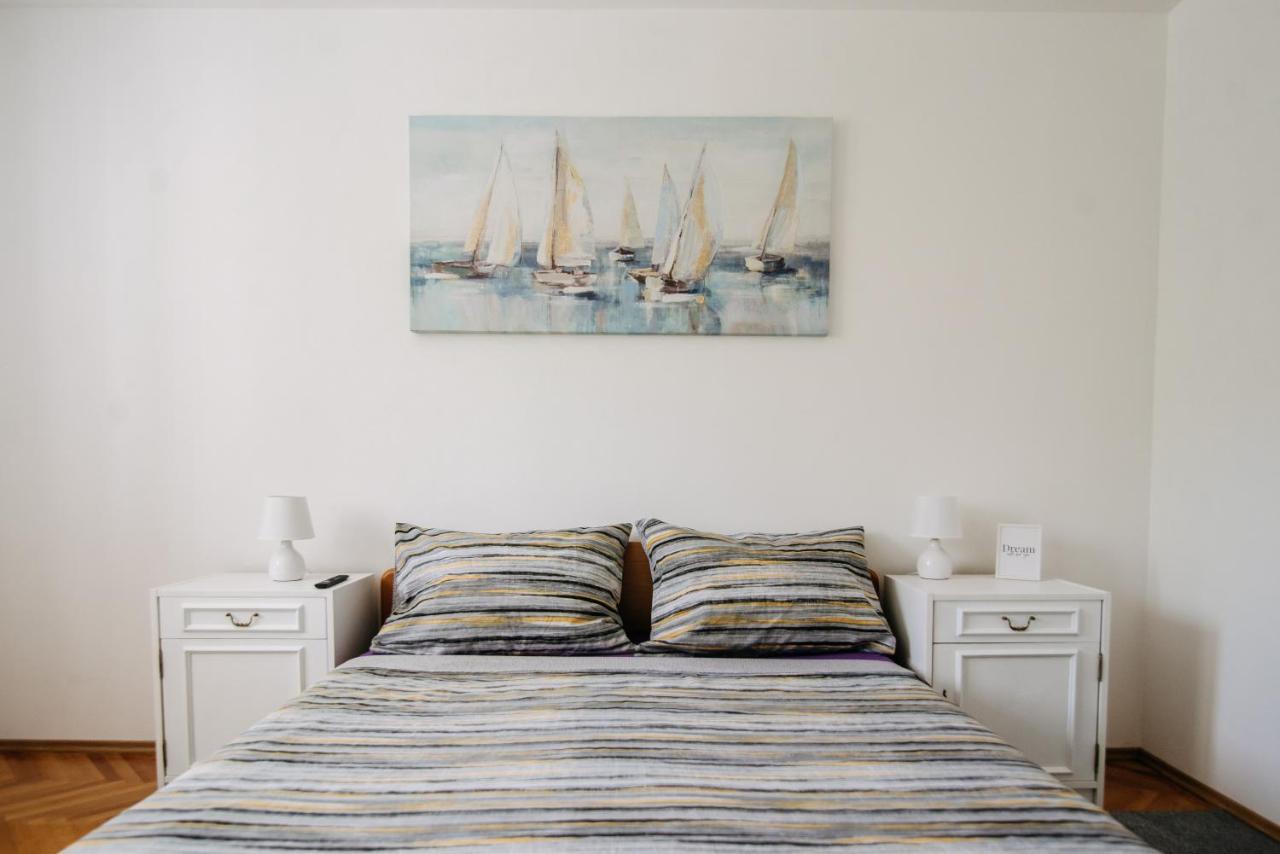 Sunnynest Apartment - 3Br Apt With Free Parking & Wi-Fi, Close To Lapad Bay Beach Dubrovnik Eksteriør bilde