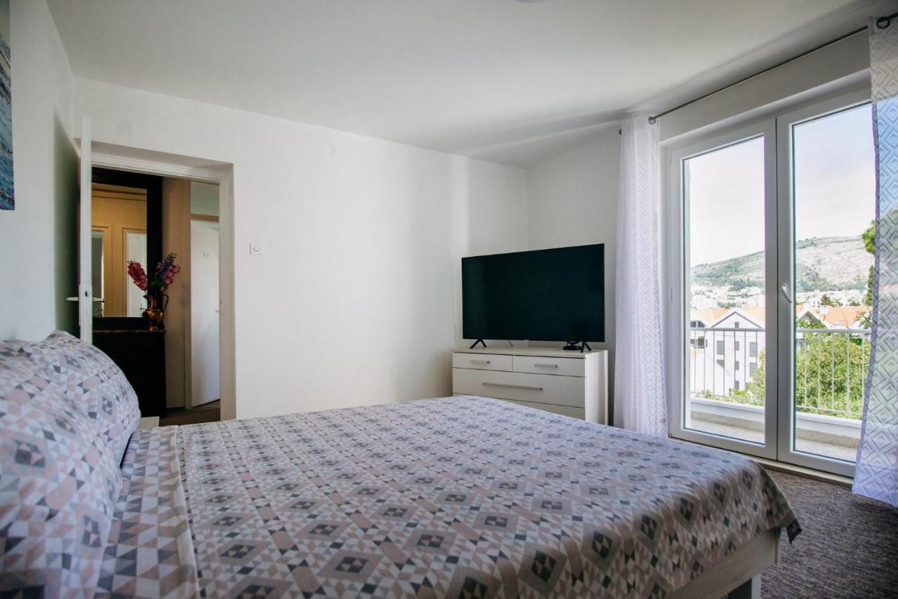 Sunnynest Apartment - 3Br Apt With Free Parking & Wi-Fi, Close To Lapad Bay Beach Dubrovnik Eksteriør bilde