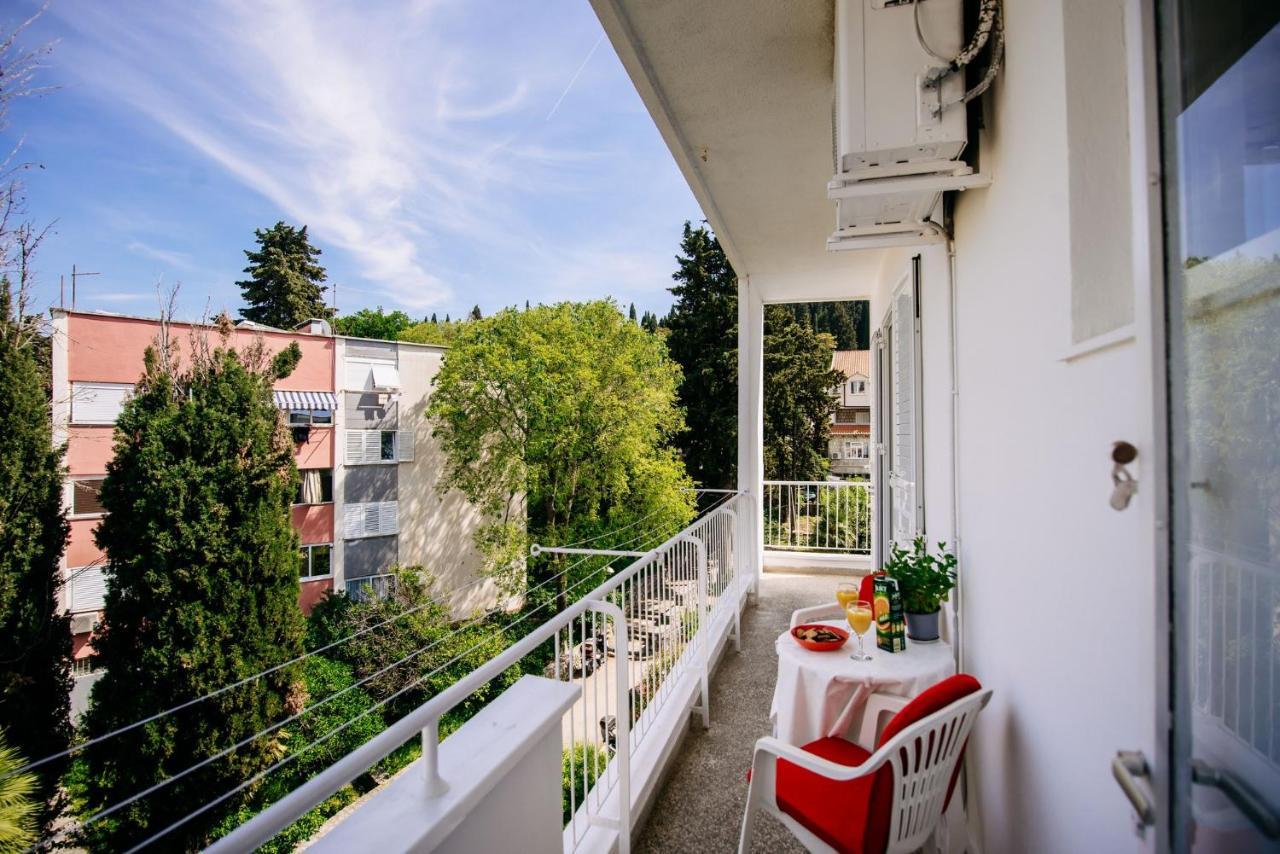 Sunnynest Apartment - 3Br Apt With Free Parking & Wi-Fi, Close To Lapad Bay Beach Dubrovnik Eksteriør bilde